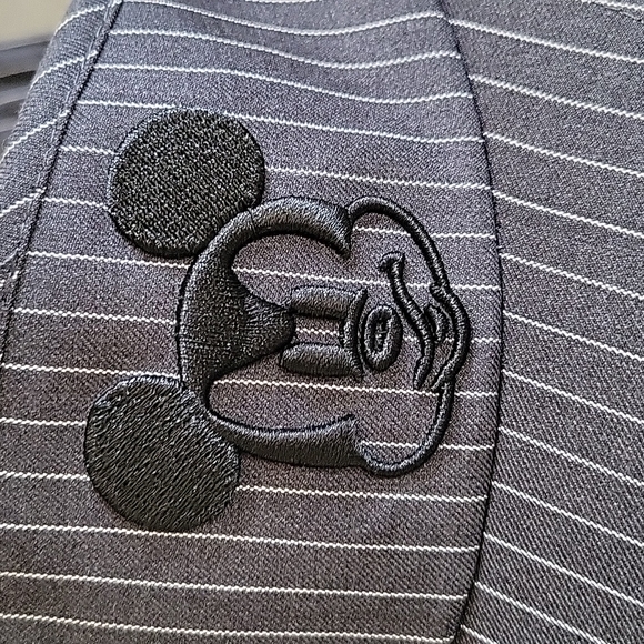 DISNEY Visor Hat - Picture 9 of 9